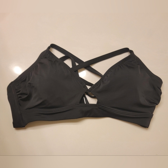 NWT Black Strappy Bikini Top. - Picture 1 of 2